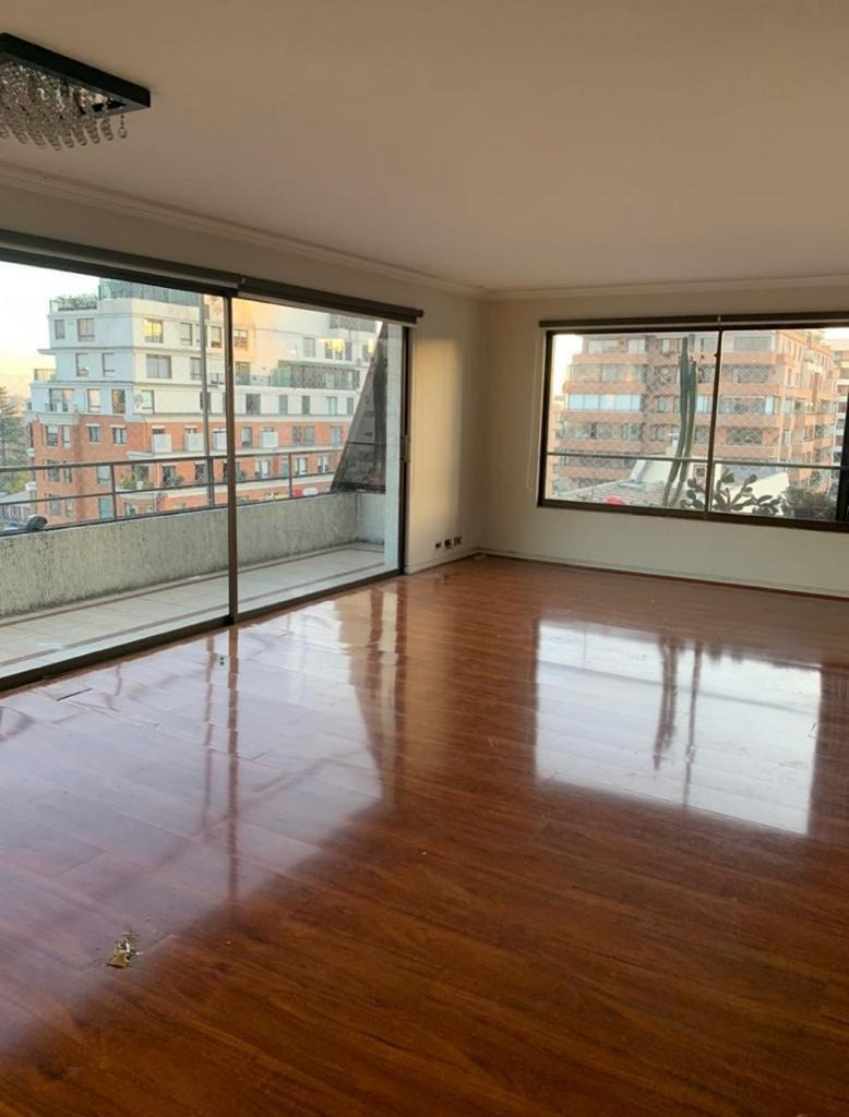 Venta Departamento SO 3D 3B 2E 1B Barrio El Golf - Las Condes
