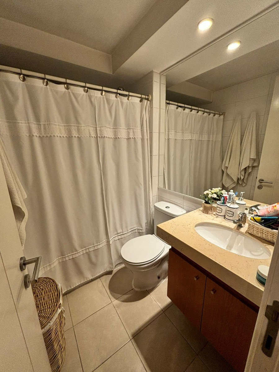 Arriendo Departamento NO 2D en suite Walk-in cl&oacute;set 2B 1E 1B Parque Arauco - Las Condes