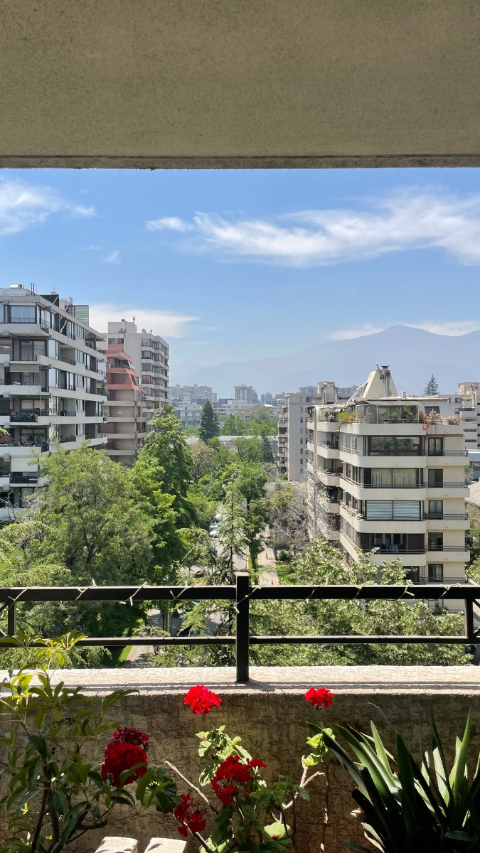 Venta Departamento NO 4D en suite Walk-in cl&oacute;set 4B 2E 1B Las Lilas - Providencia