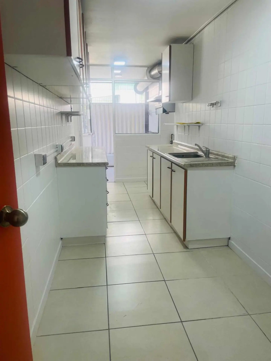 Arriendo Departamento 4D 3B 2E 1B Metro Escuela Militar - Las Condes