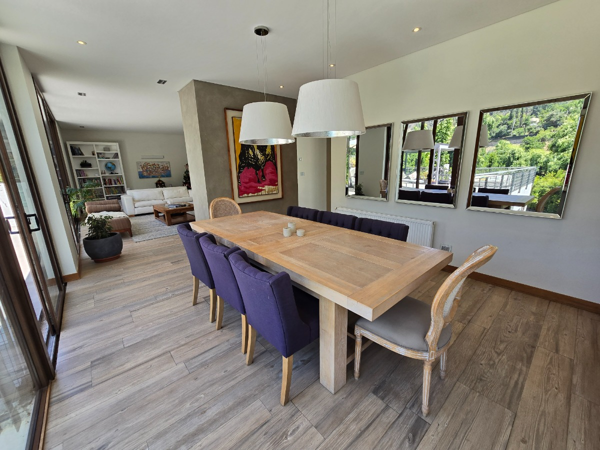Venta Casa SO 5D en suite Walk-in cl&oacute;set 5B 2E 2B El Array&aacute;n - Lo Barnechea