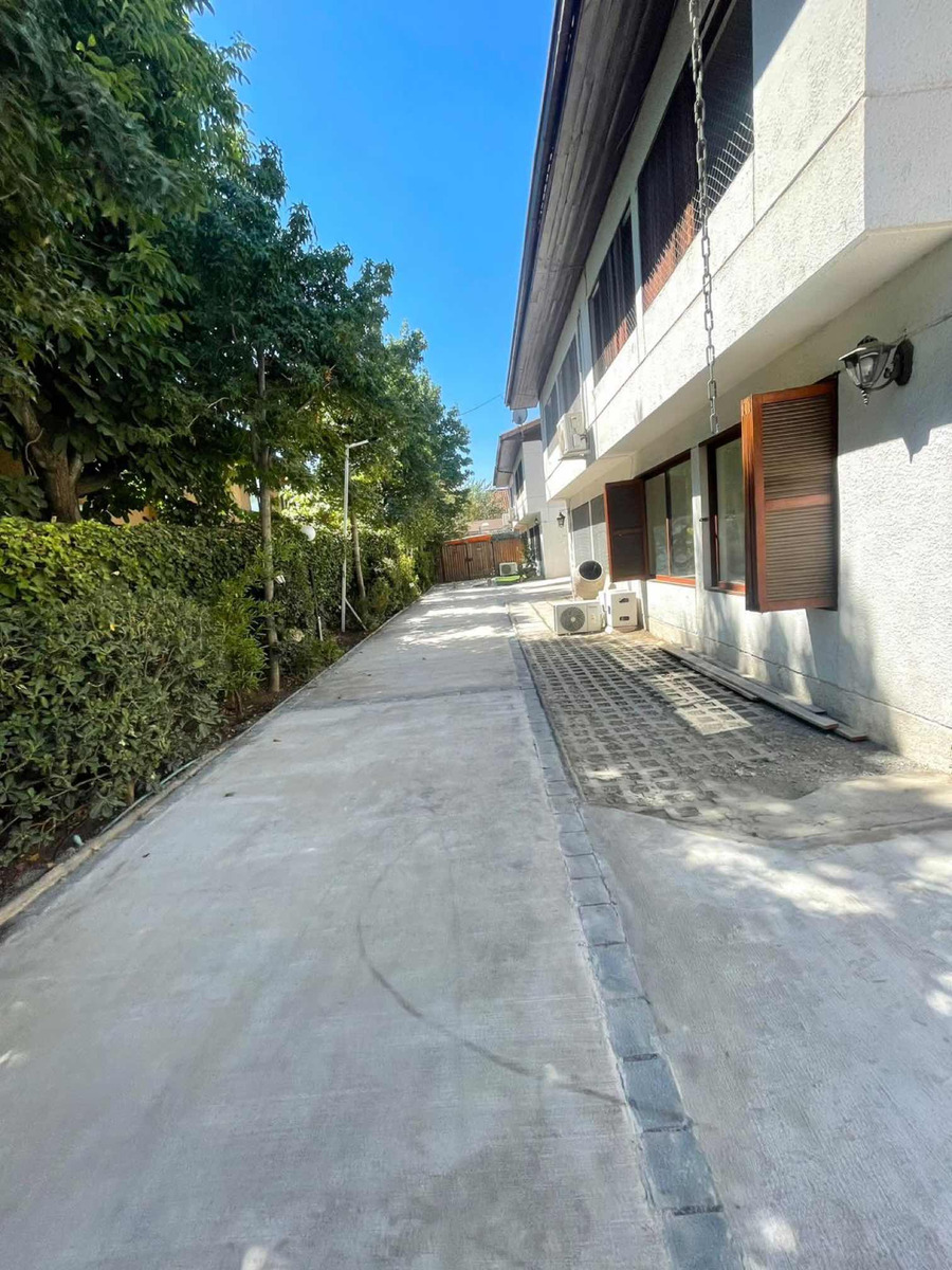 Arriendo Casa 3D 2B 1E Pepe Vila - La Reina