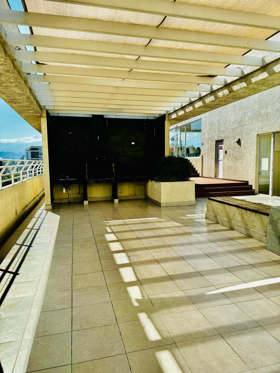 Venta Departamento N 2D en suite Walk-in cl&oacute;set 2B 1E 1B Metro Hernando de Magallanes - Las Condes