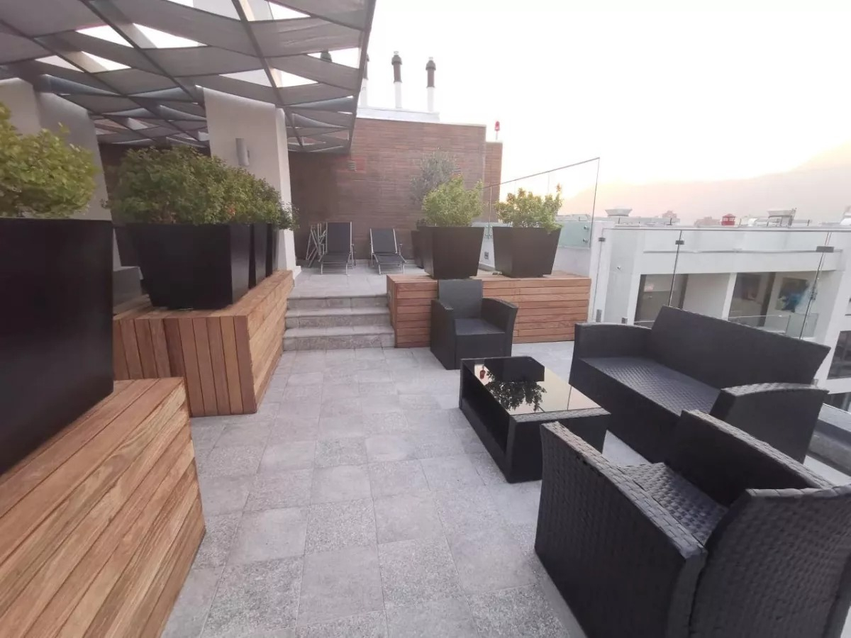 Arriendo Departamento 2D en suite 2B 1E 1B Metro Hernando de Magallanes - Las Condes