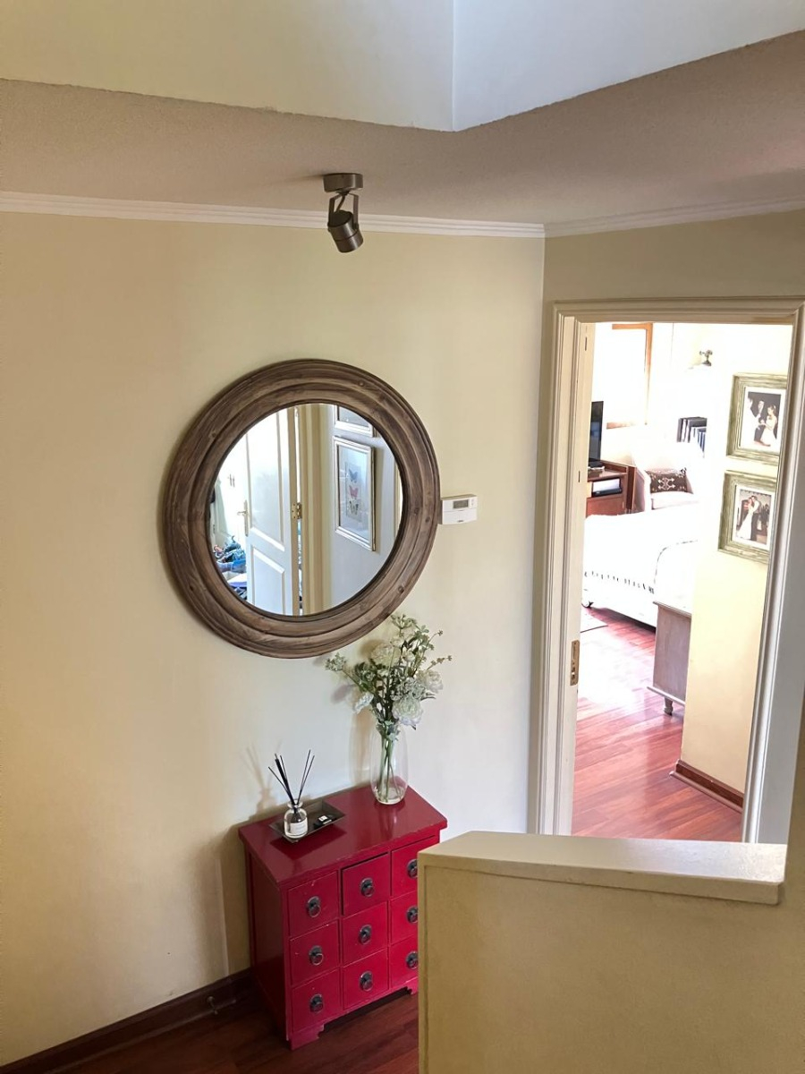 Arriendo Casa O 5D en suite Walk-in cl&oacute;set 3B 2E 2B San Carlos de Apoquindo - Las Condes