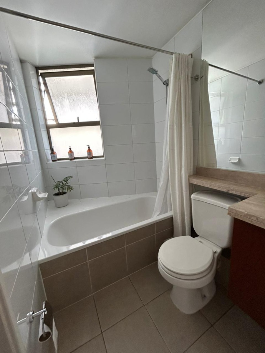 Venta Departamento 2D en suite 2B 1E 1B Rotonda Atenas - Las Condes
