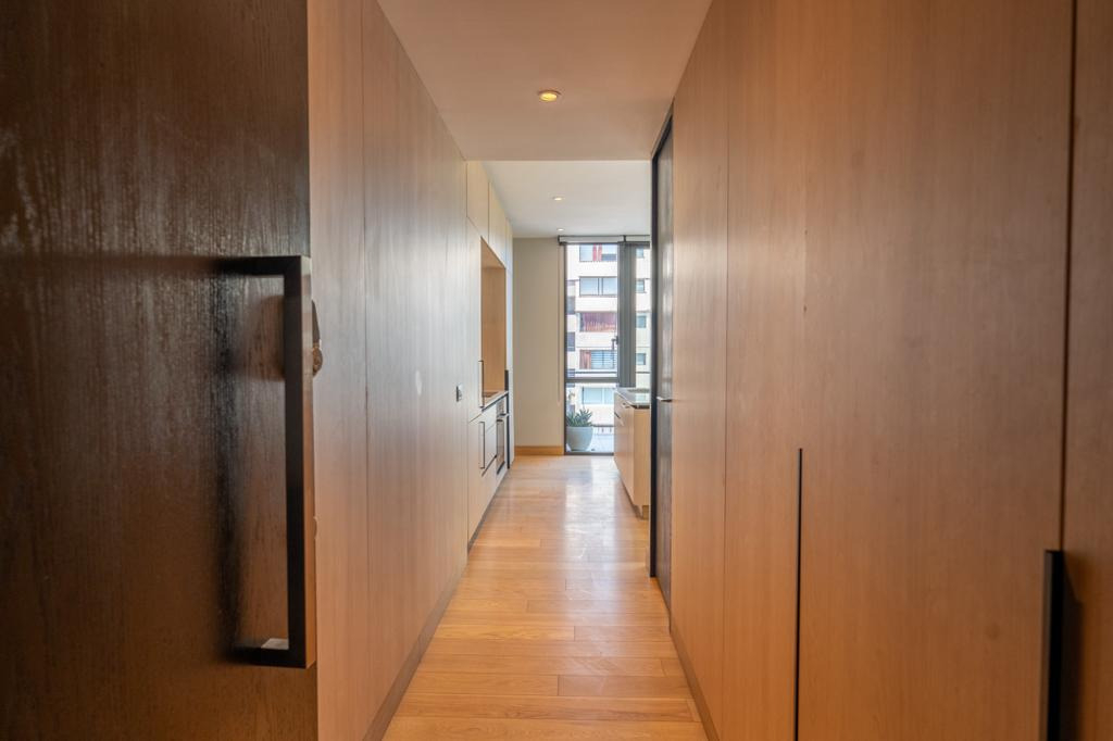 Arriendo Departamento 1D Barrio El Golf - Las Condes