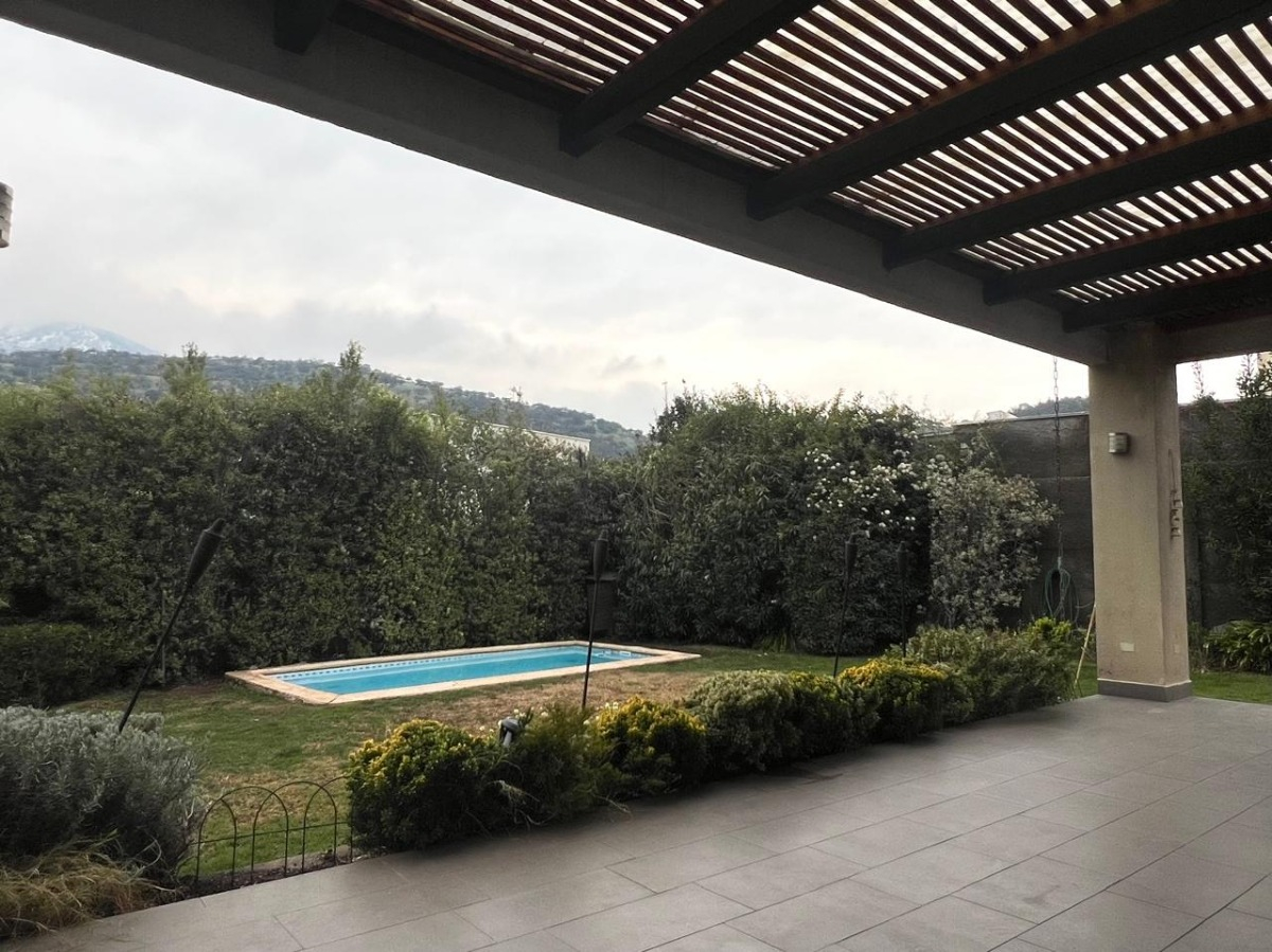 Arriendo Casa NO 5D 5B 3E 1B Los Trapenses - Lo Barnechea