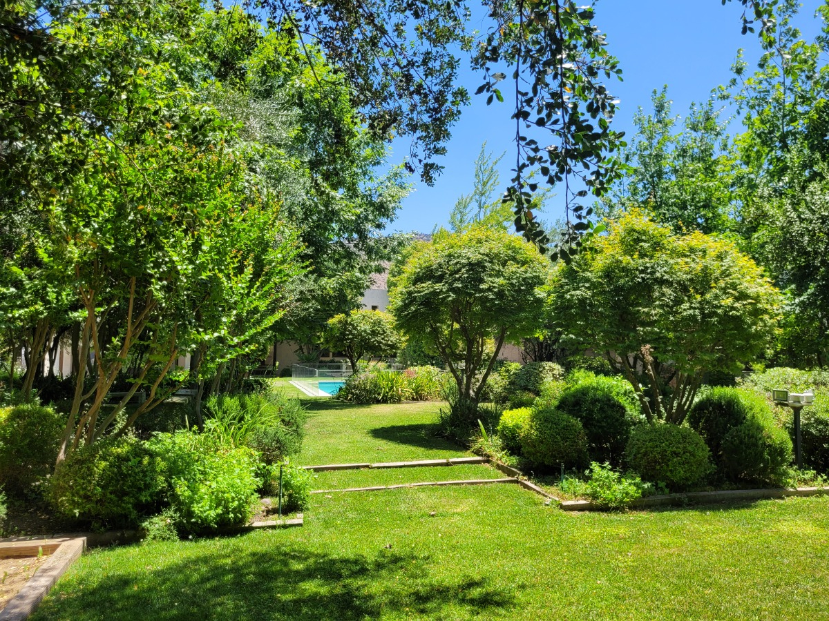 Venta Casa NOSP 6D en suite Walk-in cl&oacute;set 8B 4E 1B Los Trapenses - Lo Barnechea