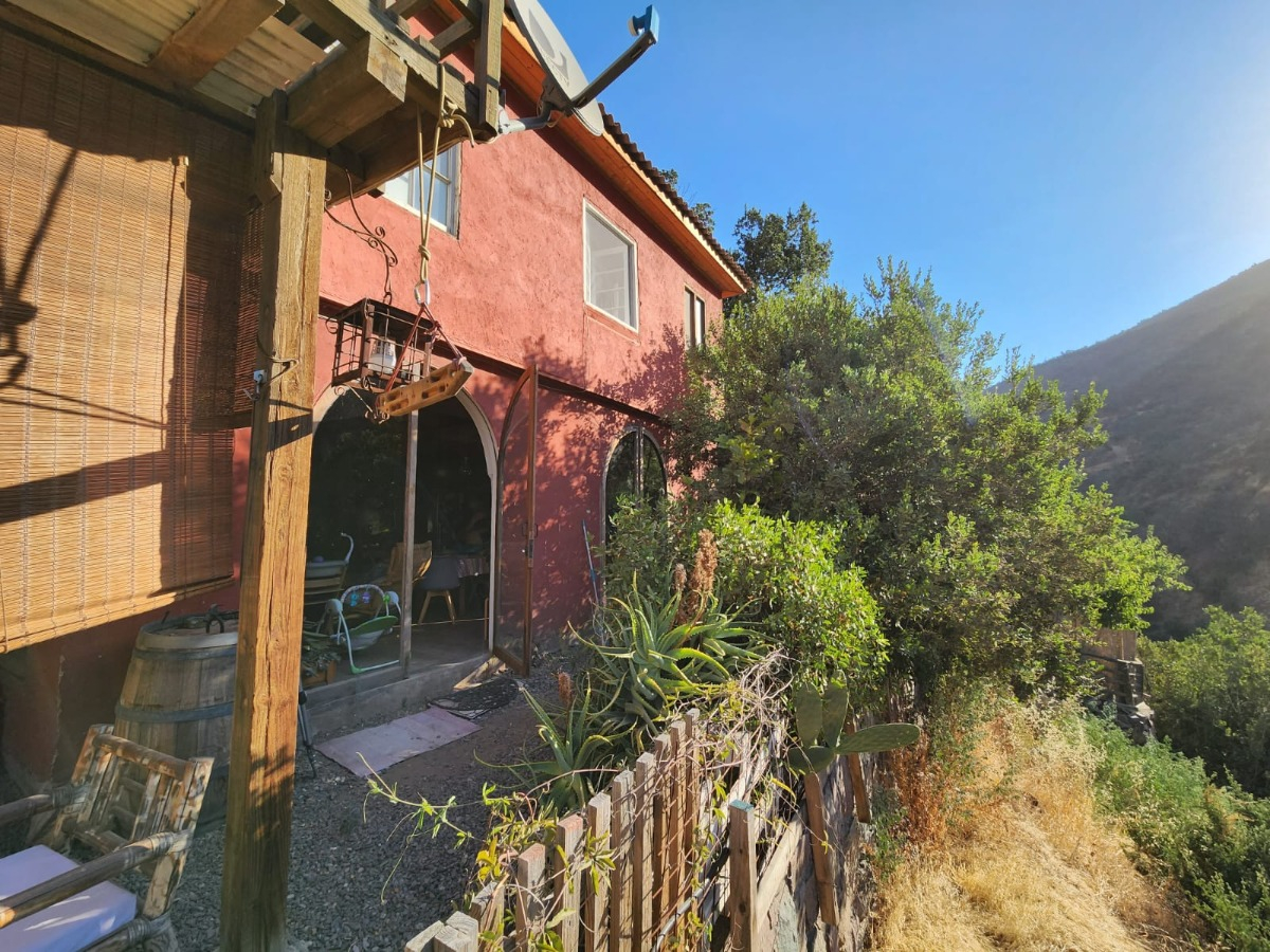 Arriendo Casa NO 2D 1B 3E 1B El Array&aacute;n - Lo Barnechea