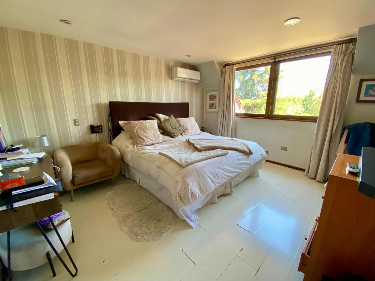 Arriendo Casa 5D 3B 2E Los Dominicos - Las Condes