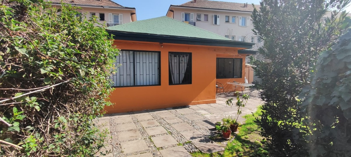 Venta Casa NO 3D 2B 3E 1Bd Parque Bot&aacute;nico - &Ntilde;u&ntilde;oa