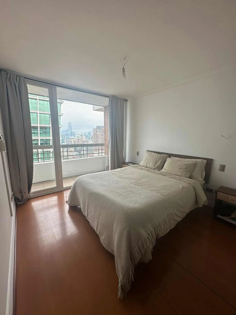 Venta Departamento 1D en suite Walk-in cl&oacute;set 1B 1E 1B Metro Escuela Militar - Las Condes