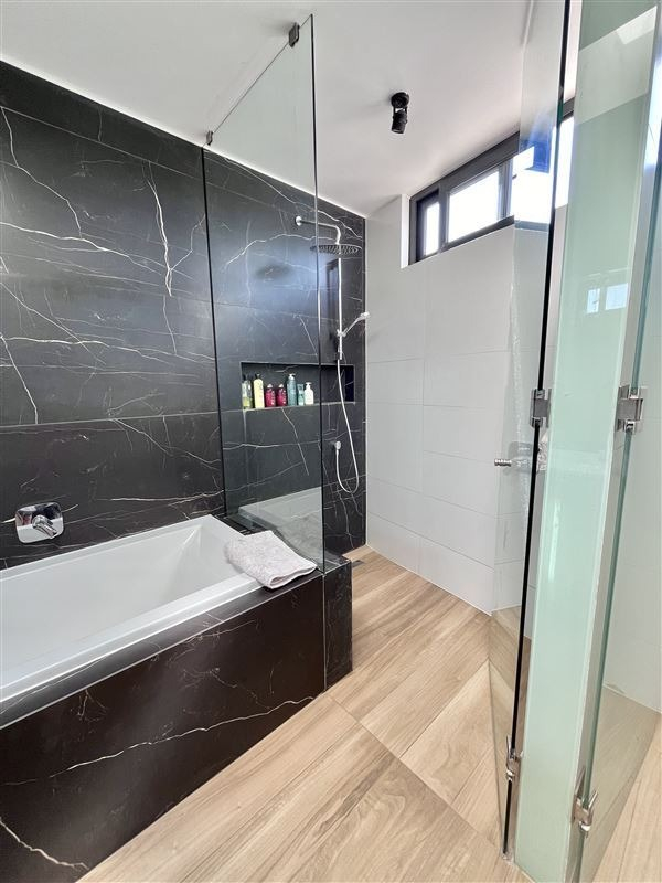 Venta Casa O 4D en suite Walk-in cl&oacute;set 4B 4E Valle Escondido - Lo Barnechea