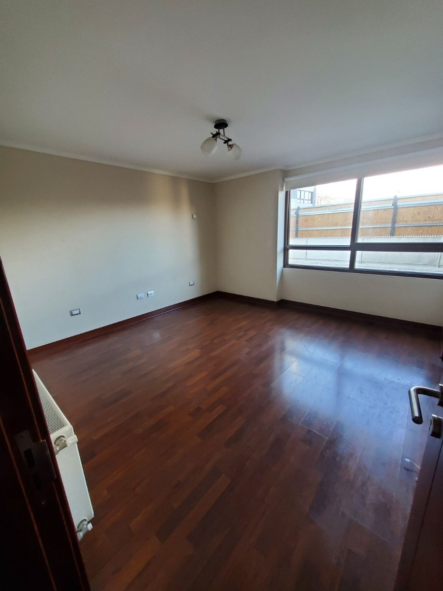 Arriendo Departamento 2D Alto Las Condes - Las Condes