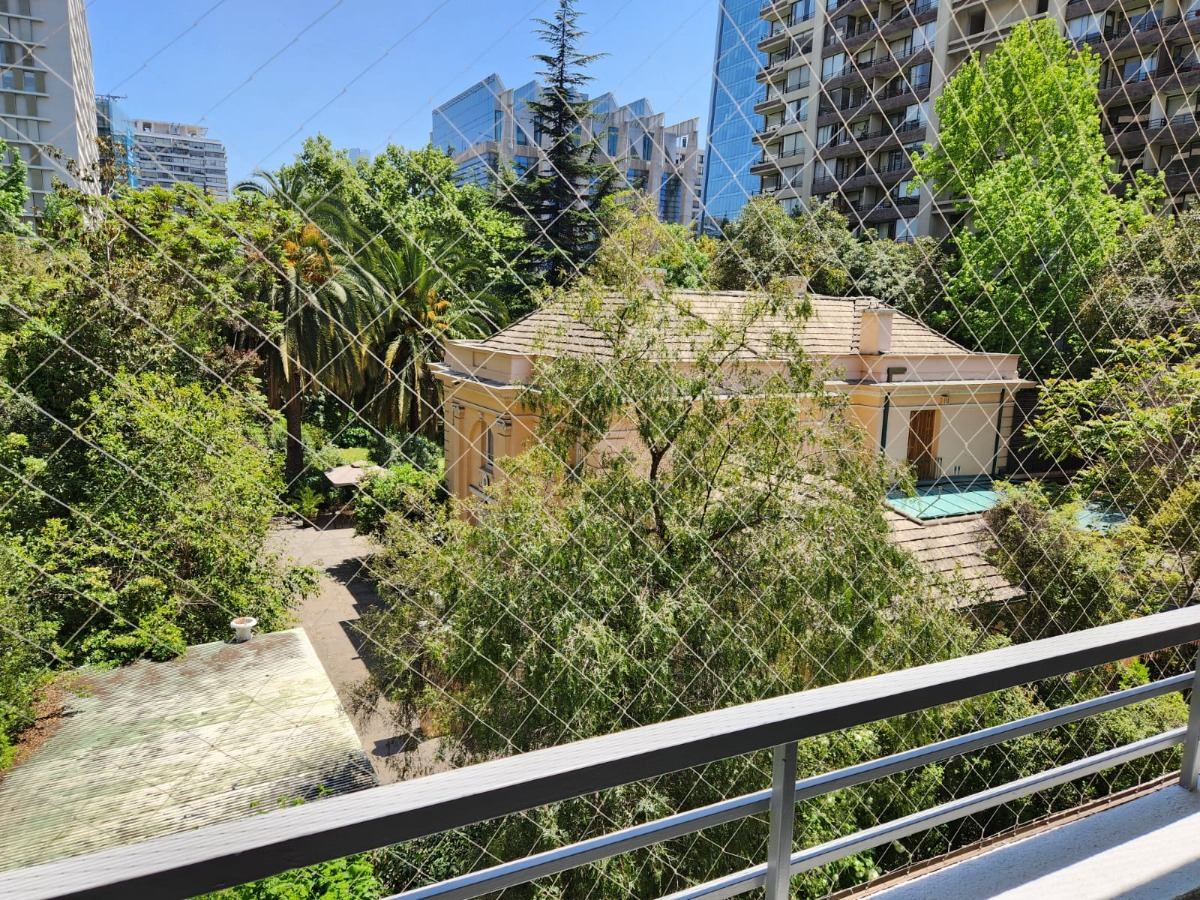 Arriendo Departamento NP 3D 2B 2E 1B Barrio El Golf - Las Condes