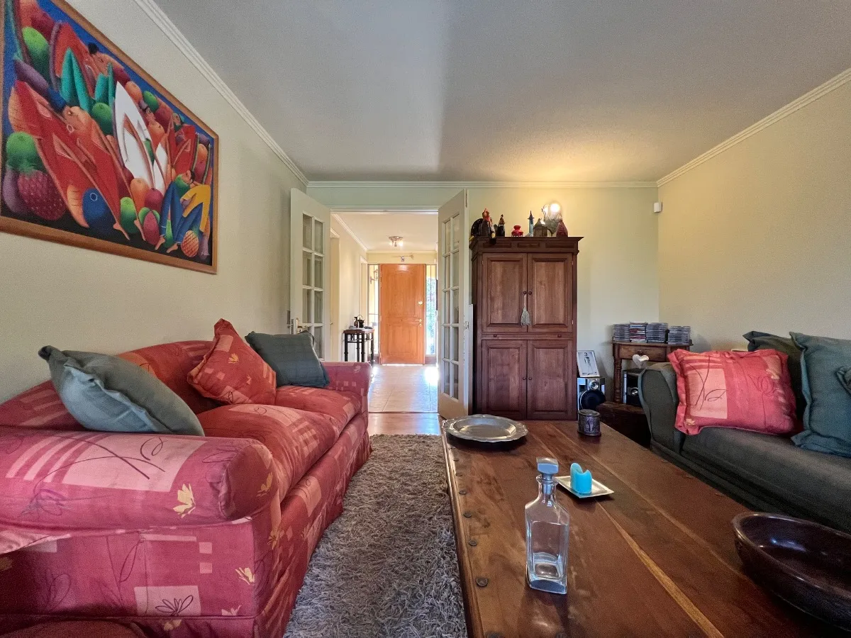 Venta Casa NO 5D WI cl&oacute;set Suite 4B 2E 1Bd La Dehesa - Lo Barnechea