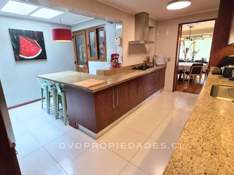 Venta Casa O 4D  5B 2E 2Bd La Dehesa - Lo Barnechea