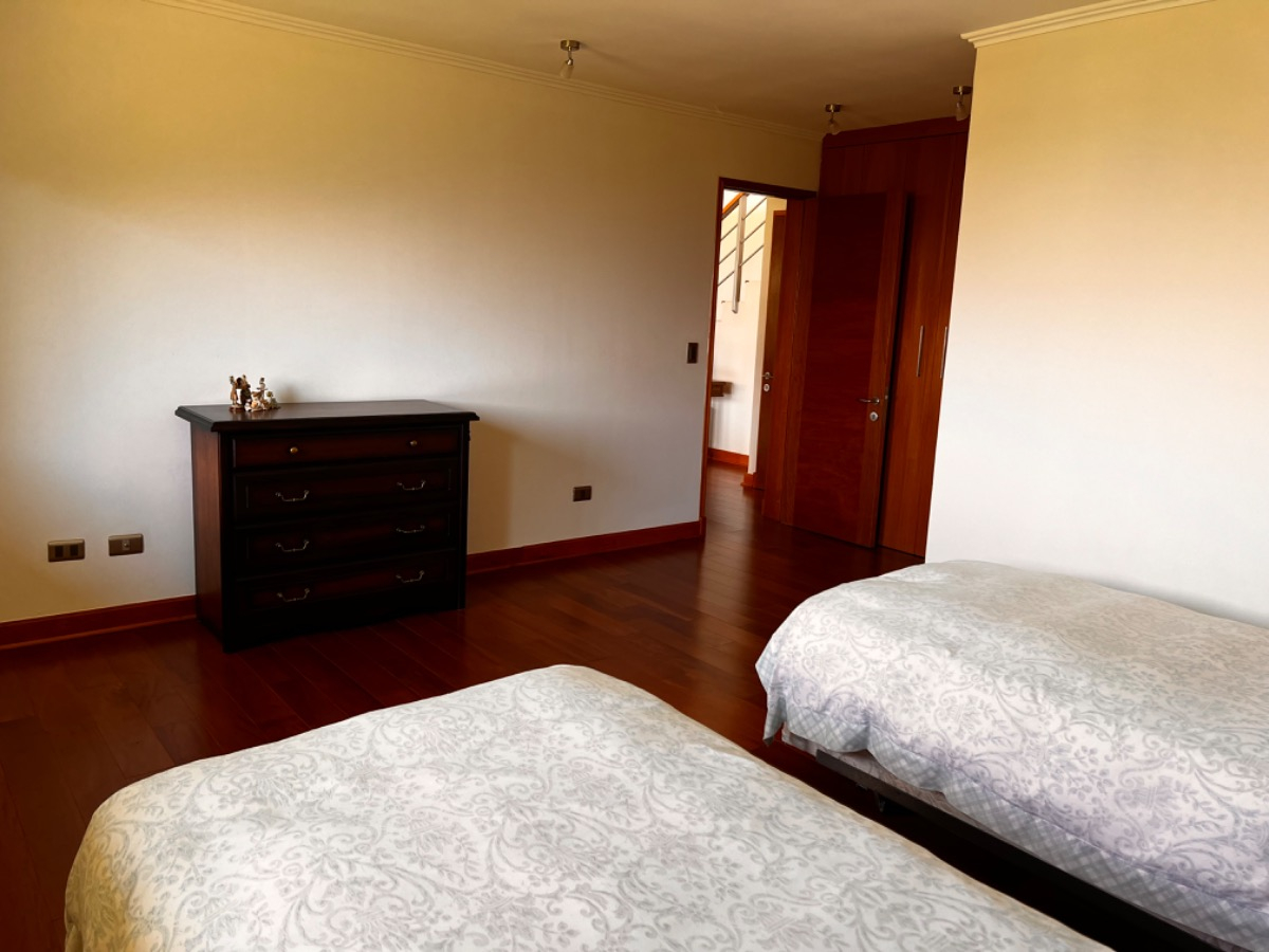 Arriendo Casa 4D 5B 3E 1B Los Trapenses - Lo Barnechea