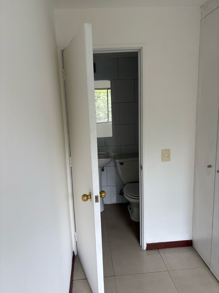 Arriendo Departamento SO 4D en suite Walk-in cl&oacute;set 3B 1E 1Bd Metro Tobalaba - Mall Costanera - Providencia