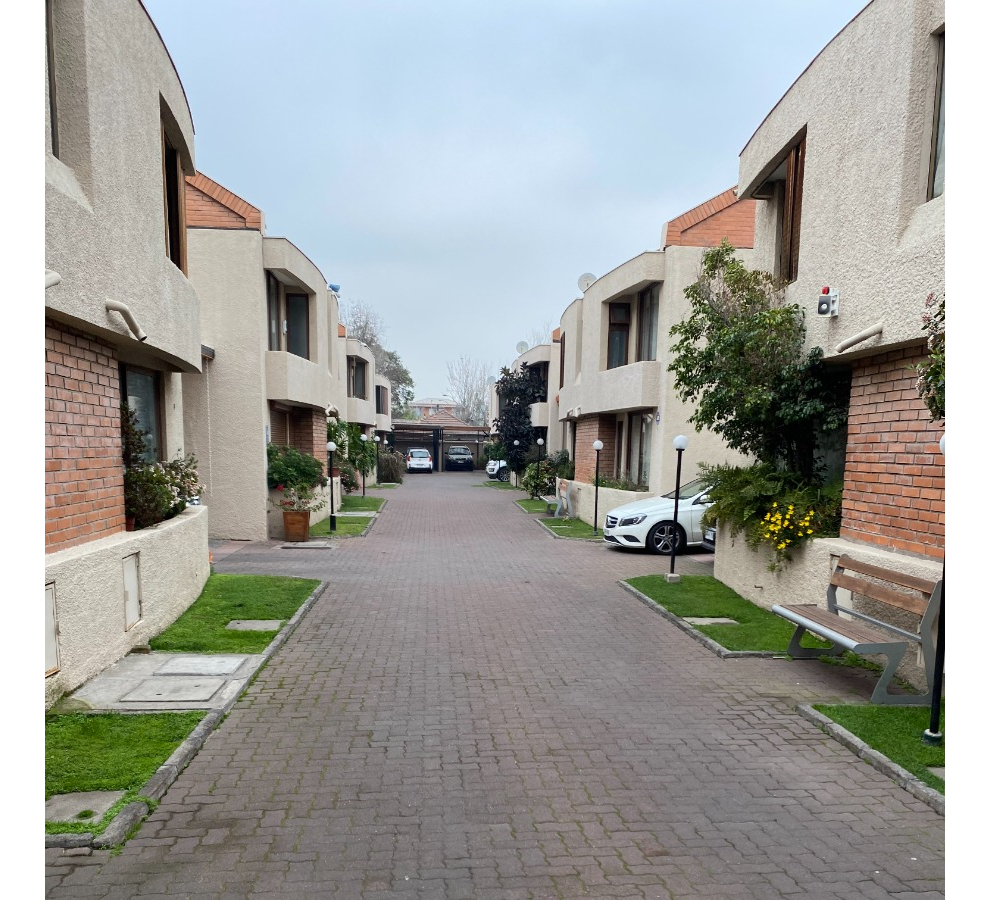 Arriendo Casa NP 3D en suite 4B 2E Metro Pr&iacute;ncipe de Gales - Country Club - La Reina