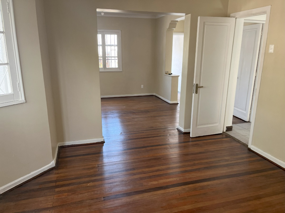 Arriendo Casa 5D 2B 3E 1B Metro Bilbao - Providencia