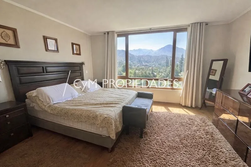 Venta Casa O 5D WI cl&oacute;set Suite 5B 2E El Huinganal - Lo Barnechea