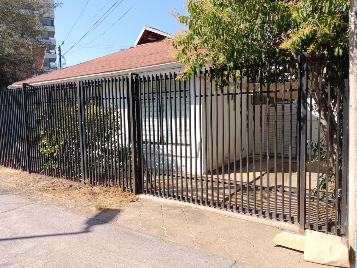 Arriendo Casa P 3D Walk-in cl&oacute;set 2B 3E 1Bd Vaticano - Las Condes