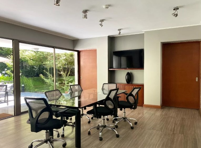 Arriendo Departamento 2D Barrio El Golf - Las Condes