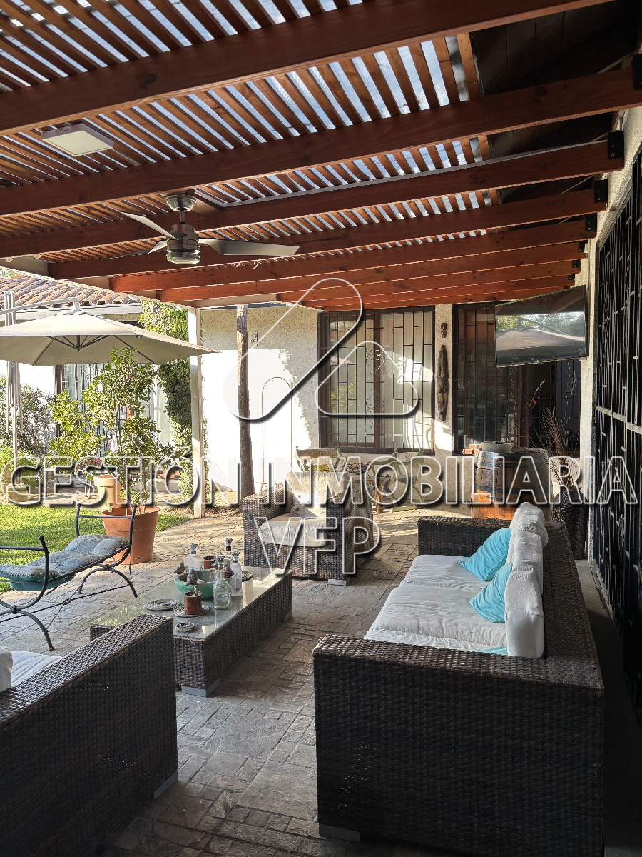 Venta Casa NO 5D en suite Walk-in cl&oacute;set 4B 4E 1B La Reina Alta - La Reina