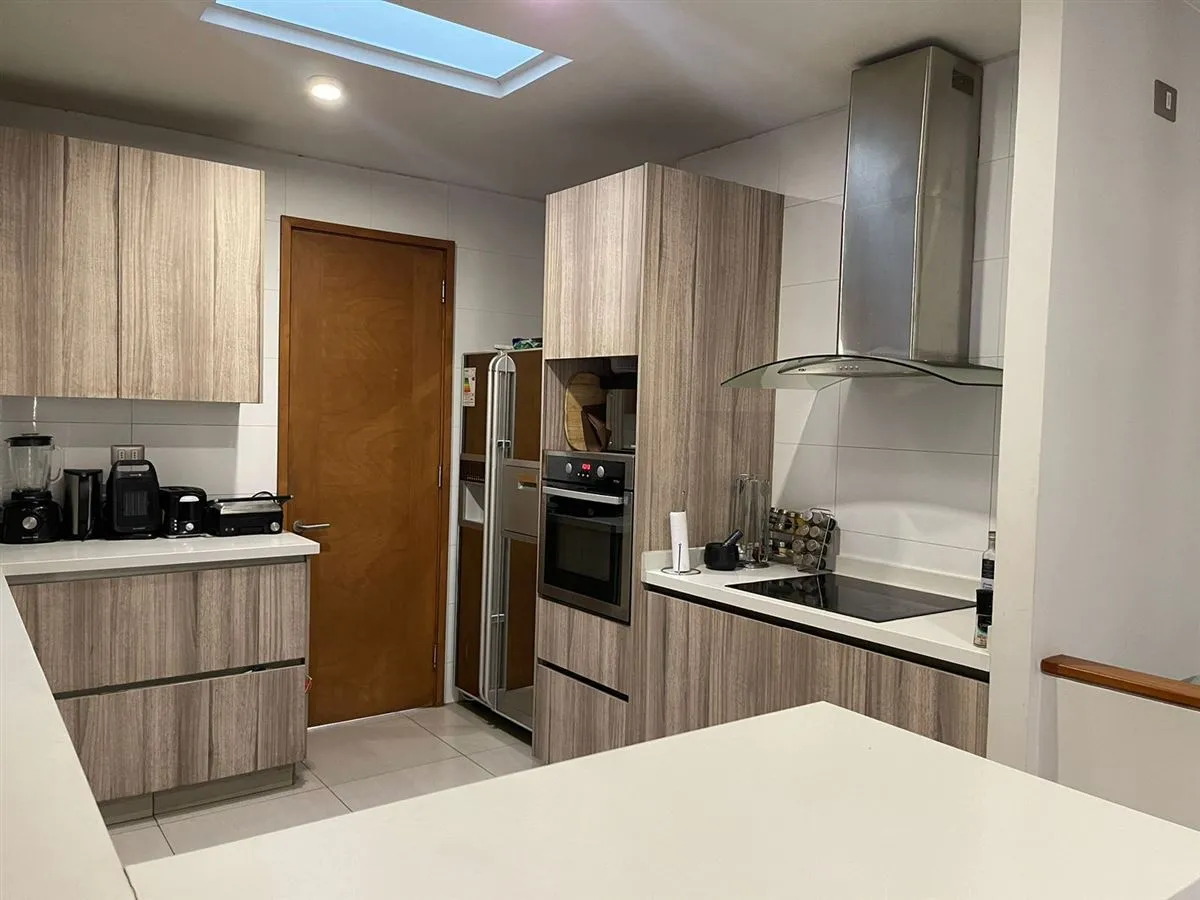 Venta Casa NP 4D Suite 4B 3E 1Bd Lo Curro - Vitacura