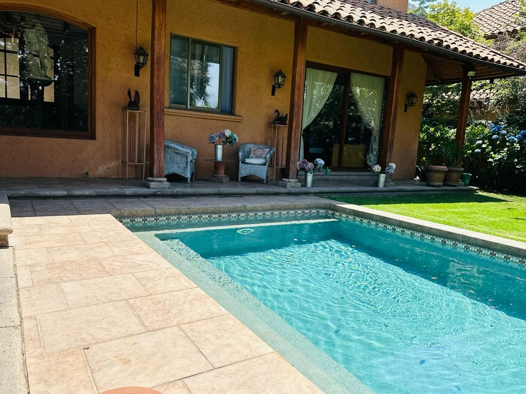 Venta Casa NO 4D en suite Walk-in cl&oacute;set 5B 3E 1B Los Trapenses - Lo Barnechea