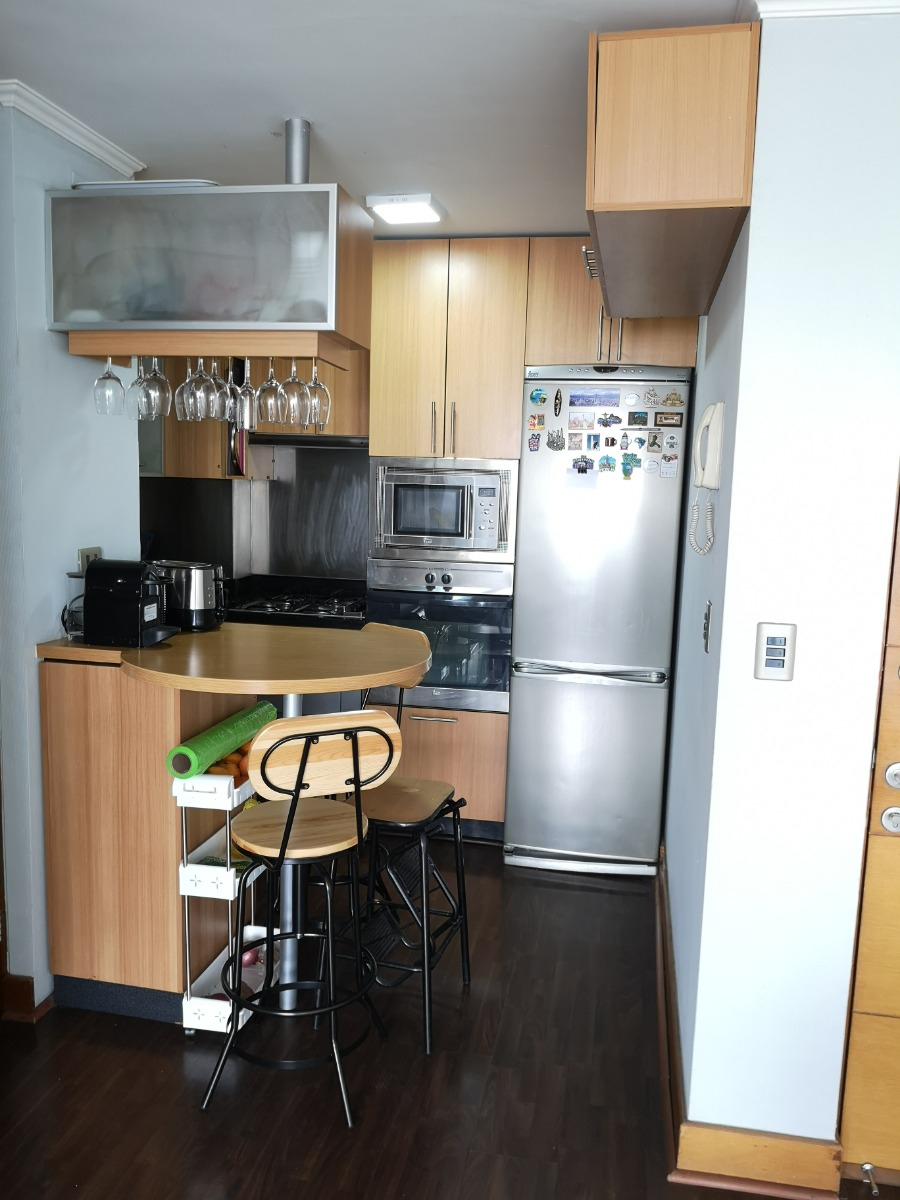 Venta Departamento SO 2D en suite 2B 1E 1Bd Metro Escuela Militar - Las Condes