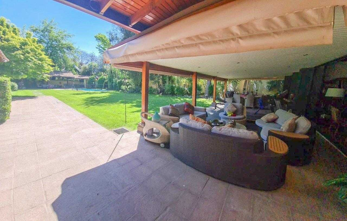 Venta Casa NO 6D en suite Walk-in cl&oacute;set 6B 3E 1B El Huinganal - Lo Barnechea