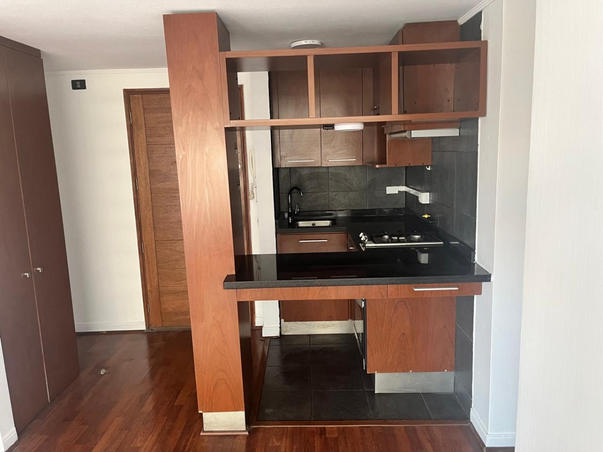 Arriendo Departamento S 2D en suite 2B 1E 1B Metro Escuela Militar - Las Condes