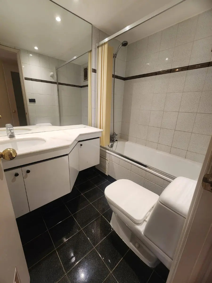 Arriendo Departamento NO 4D en suite Walk-in cl&oacute;set 4B 2E 1B Barrio El Golf - Las Condes