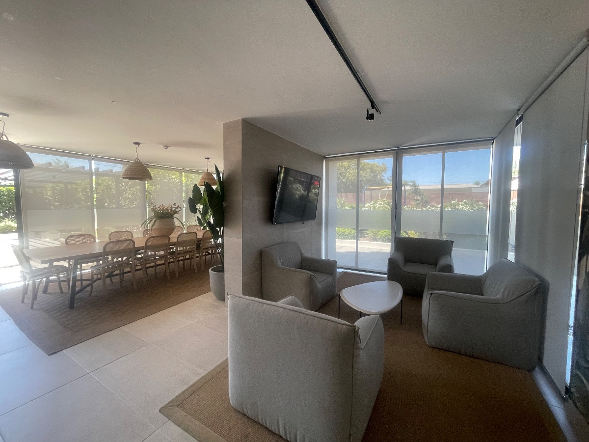 Venta Departamento 2D en suite Walk-in cl&oacute;set 2B 1E Metro Santiago Bueras - Maip&uacute;