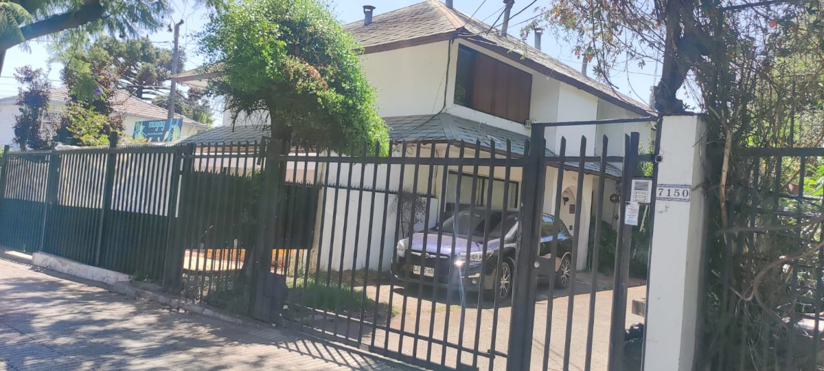 Venta Casa SO 3D 3B 2E Metro Pr&iacute;ncipe de Gales - Country Club - La Reina