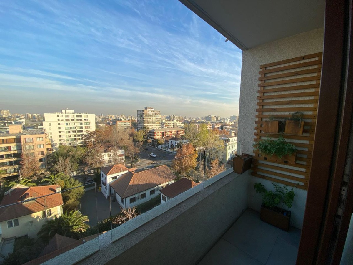 Arriendo Departamento SO 2D en suite Walk-in cl&oacute;set 2B 1E Campus Oriente - Providencia