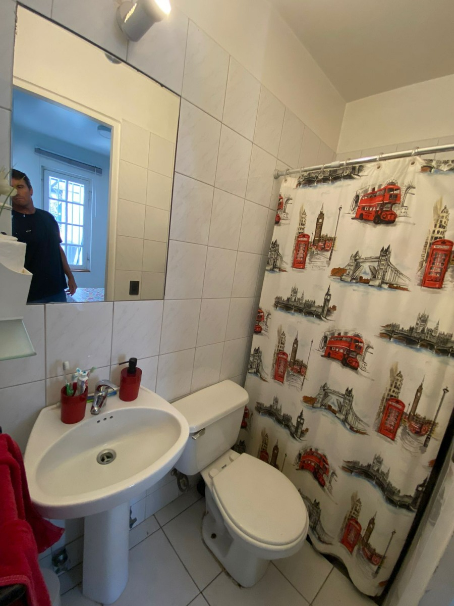 Venta Casa NP 3D 3B 1E Barrio El Golf - Las Condes