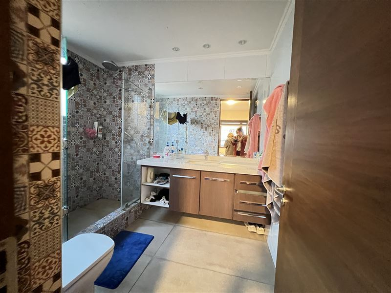 Venta Casa Norte 6D en suite Walk-in cl&oacute;set 7B 10E 1B Los Trapenses - Lo Barnechea