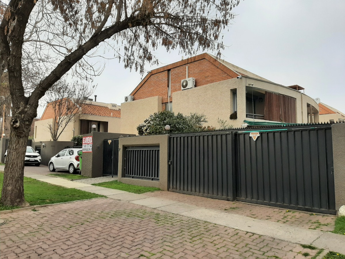 Arriendo Casa NP 3D en suite 4B 2E Metro Pr&iacute;ncipe de Gales - Country Club - La Reina