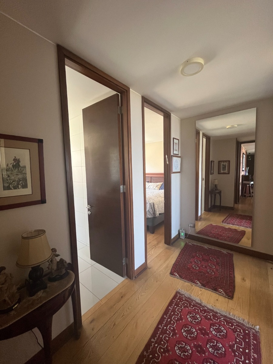 Venta Departamento 4D en suite Walk-in cl&oacute;set 4B 2E 1B Quinchamal&iacute; - Las Condes