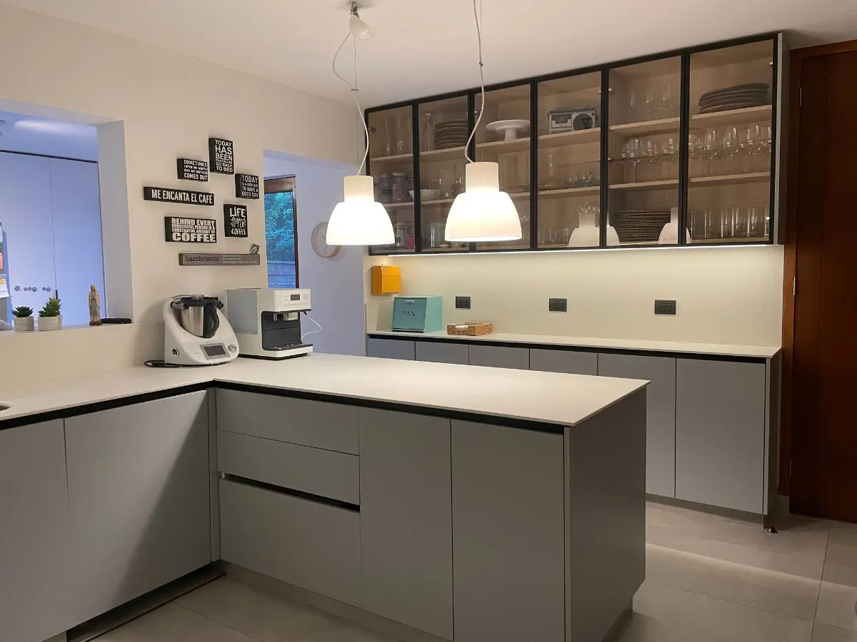 Arriendo Casa NP 4D Walk-in cl&oacute;set 4B 3E 1B San Carlos de Apoquindo - Las Condes