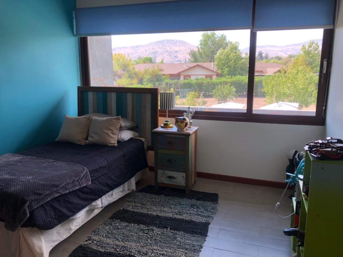 Venta Casa N 5D en suite Walk-in cl&oacute;set 5B 8E 1B Chicureo - Colina