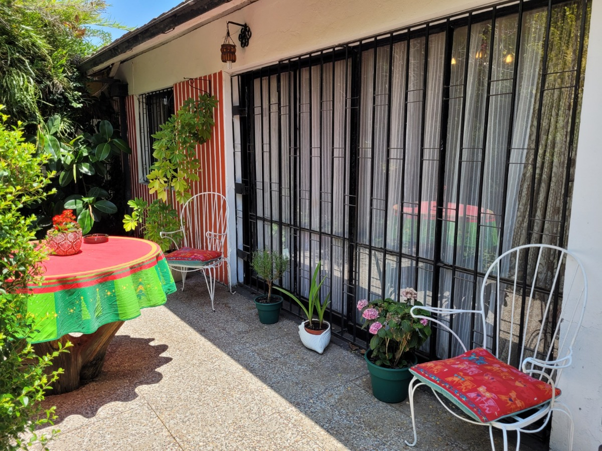 Venta Casa NO 3D 2B 2E 1B Metro Sim&oacute;n Bolivar - La Reina