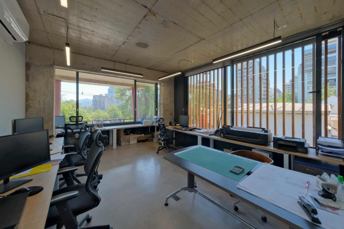 Arriendo Oficina 1B Barrio El Golf - Las Condes