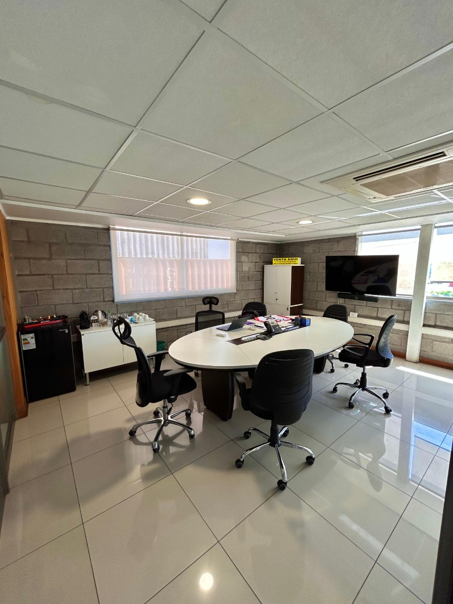 Arriendo Sitio Industrial De 7.100 M2 Con Edificio Y Bodega