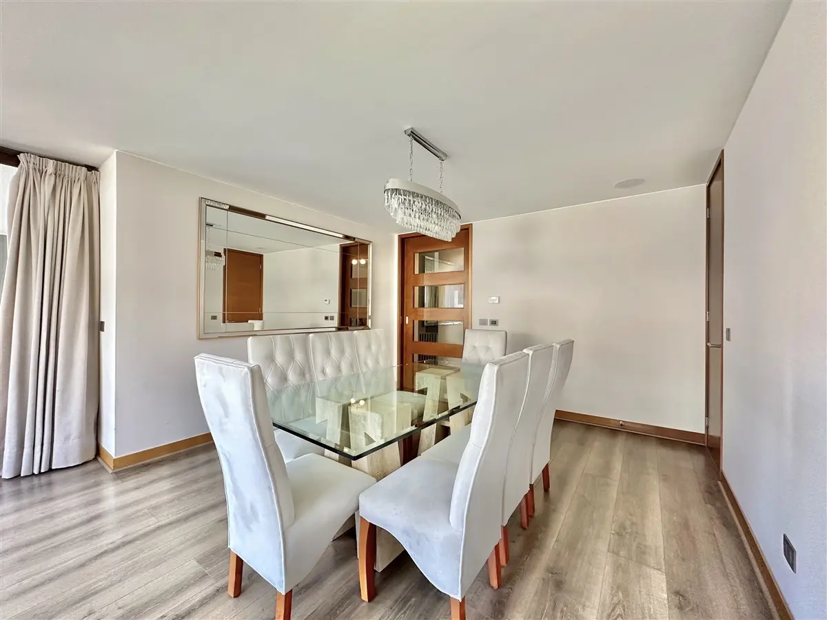 Venta Departamento O 3D 3B 2E 1Bd La Dehesa - Lo Barnechea