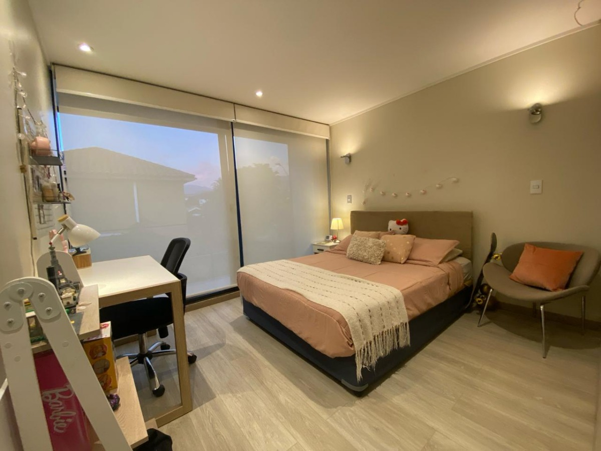 Venta Casa NO 4D en suite Walk-in cl&oacute;set 5B 2E 1B Rotonda Atenas - Las Condes